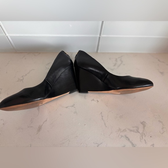 ALDO Black Women's Leather Wedge Heels - Picture 9 of 9